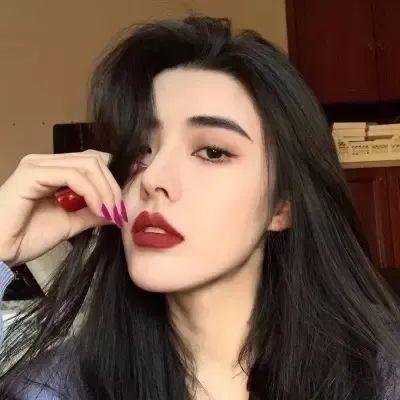 洛瑞太太和她的儿子